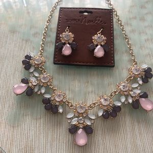 Necklace/Earrings Set w BONUSx2! Royal statement!